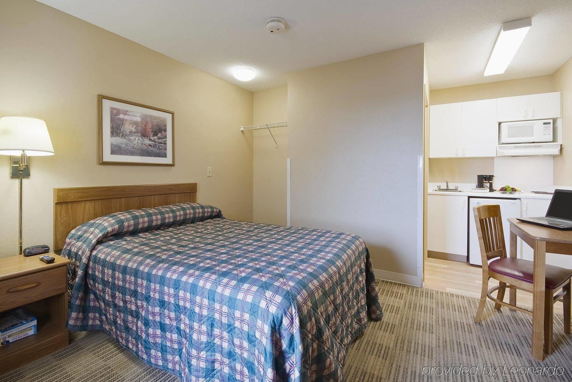 Studio 51 Extended Stay Hotel Phoenix Exterior photo